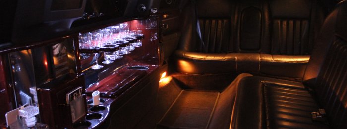Inside of Lincoln Executive 8 Passenger Stretch Limo